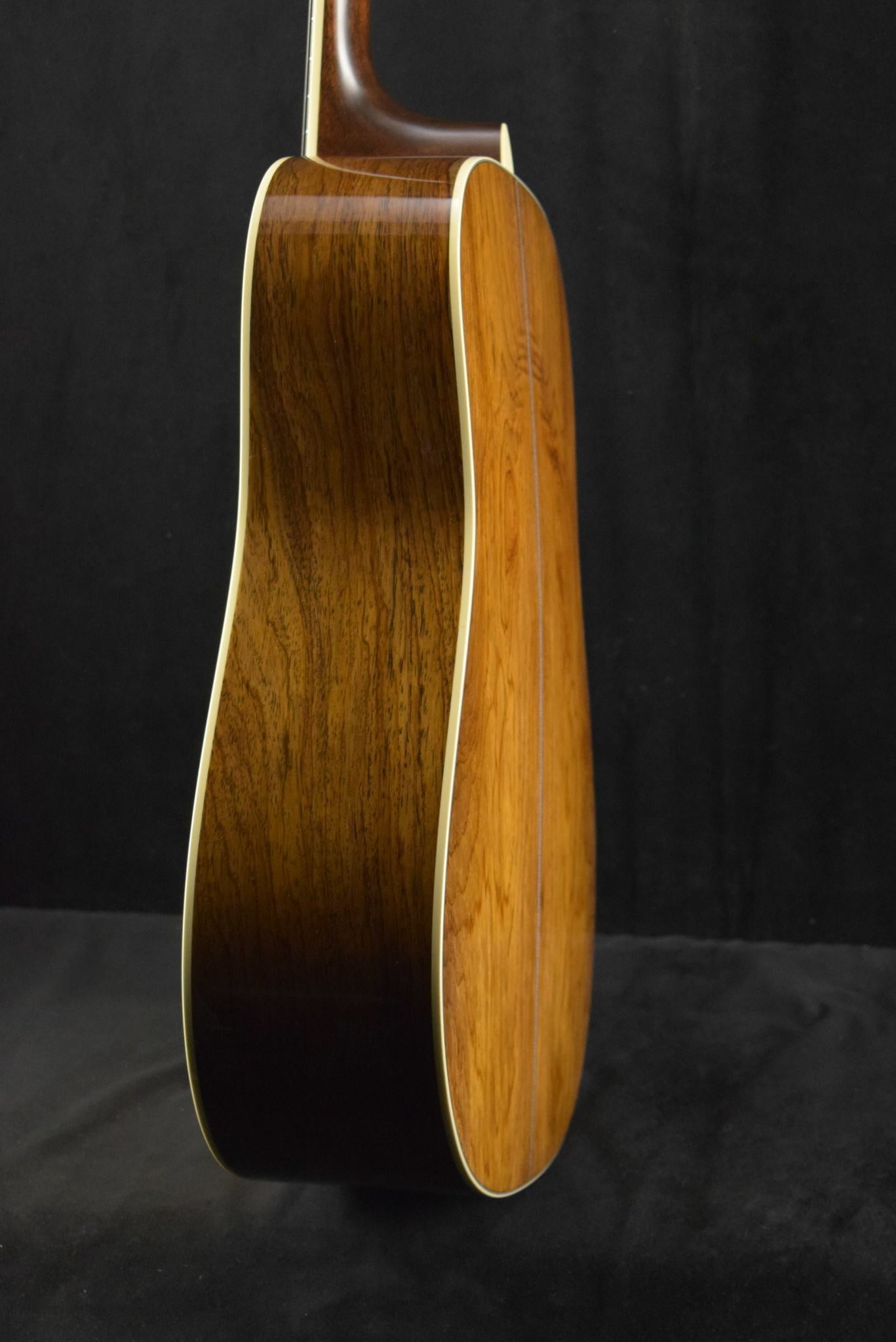 Martin Custom Shop Dreadnought Guatemalan Rosewood Natural