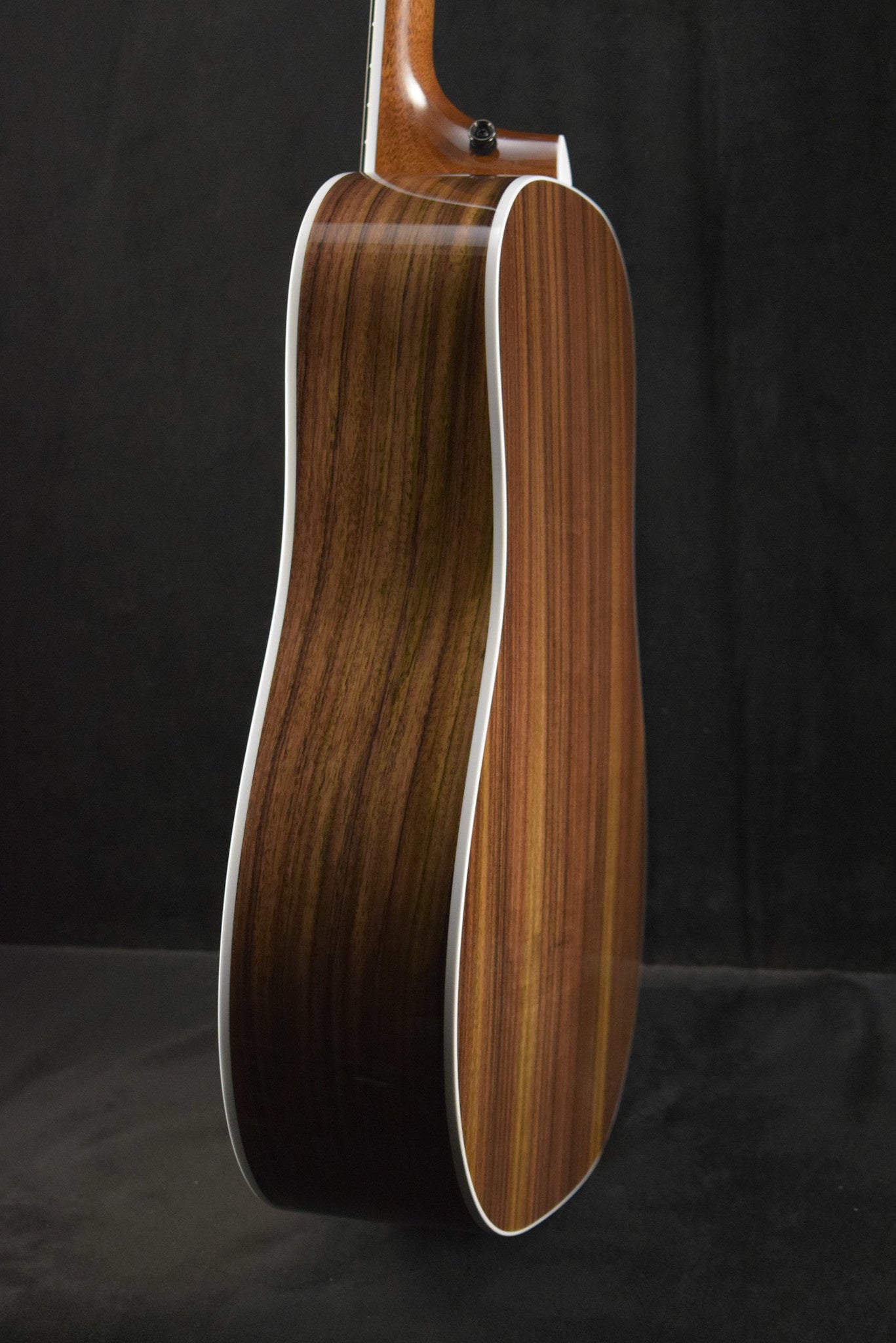 Taylor Legacy 810e LR Baggs Element VTC Dreadnought