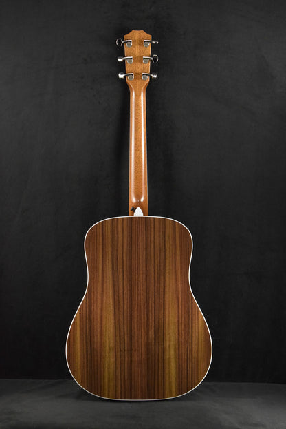 Taylor Legacy 810e LR Baggs Element VTC Dreadnought