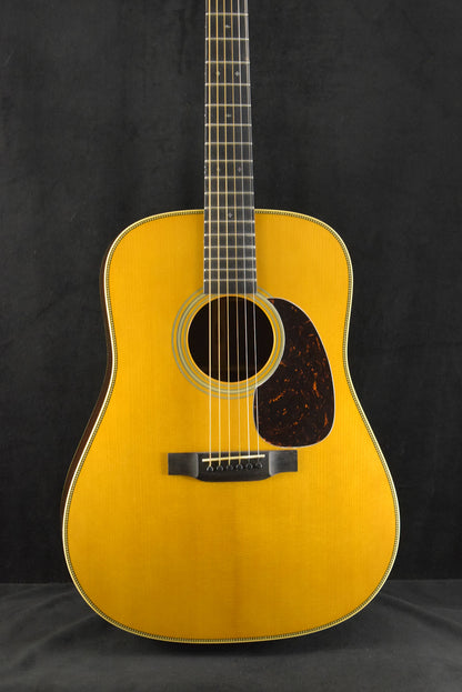 Martin Custom Shop Dreadnought Wild Grain East Indian Rosewood Adirondack Spruce VTS Natural