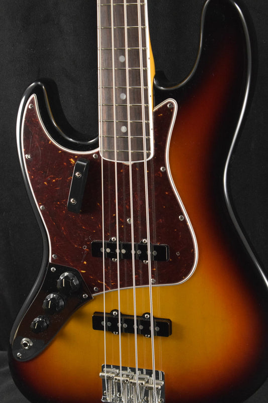 Fender American Vintage II 1966 Jazz Bass Left-Hand 3-Color Sunburst