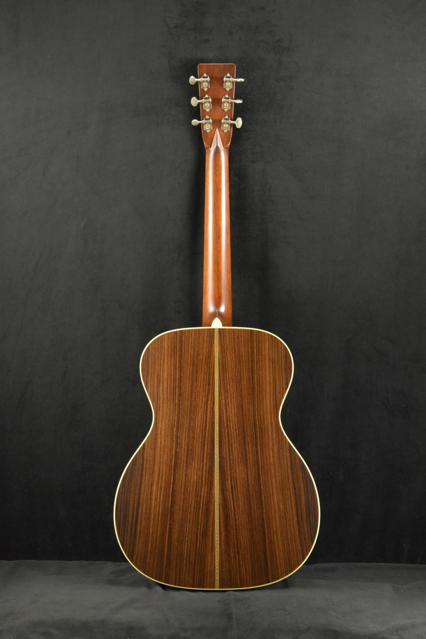 Martin Custom Shop 000-28 Authentic 1937 Stage 1 Aging Ambertone