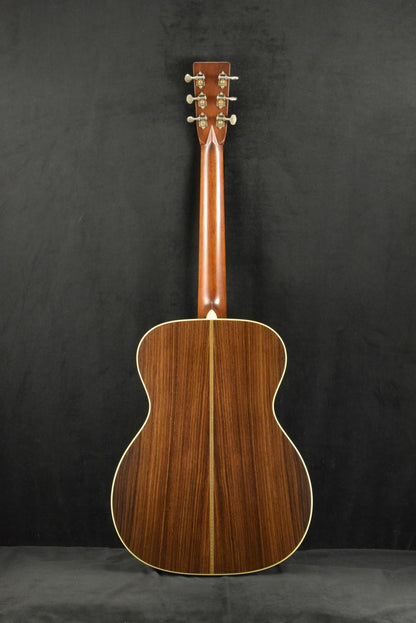 Martin Custom Shop 000-28 Authentic 1937 Stage 1 Aging Ambertone