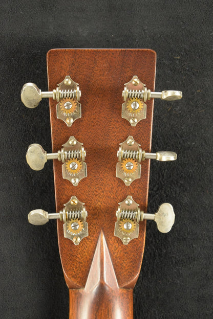 Martin Custom Shop 000-28 Authentic 1937 Stage 1 Aging Ambertone