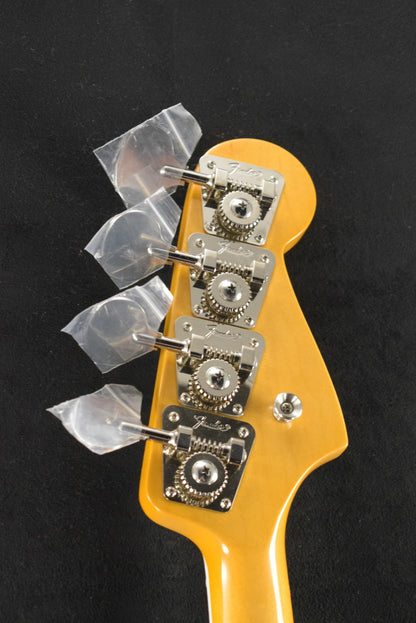 Fender American Vintage II 1966 Jazz Bass Left-Hand 3-Color Sunburst