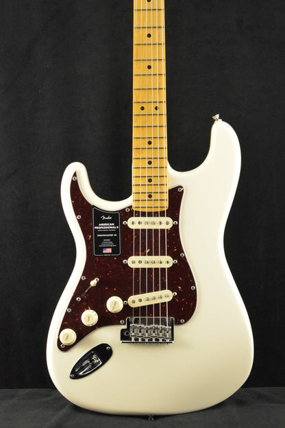 Fender American Professional II Stratocaster Left-Hand MN Olympic White