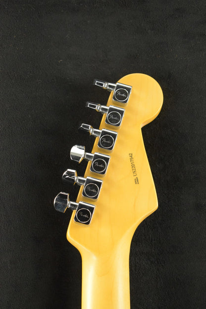 Fender American Professional II Stratocaster Left-Hand Olympic White Maple Fingerboard