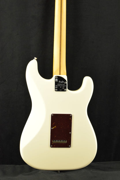 Fender American Professional II Stratocaster Left-Hand Olympic White Maple Fingerboard