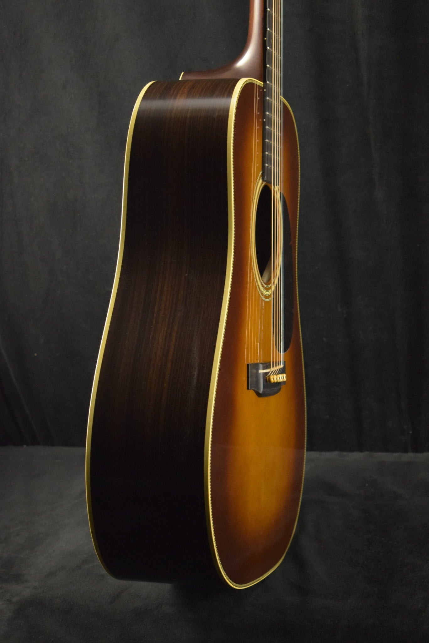 Martin Custom Shop D-28 Authentic 1937 Stage 1 Aging Ambertone