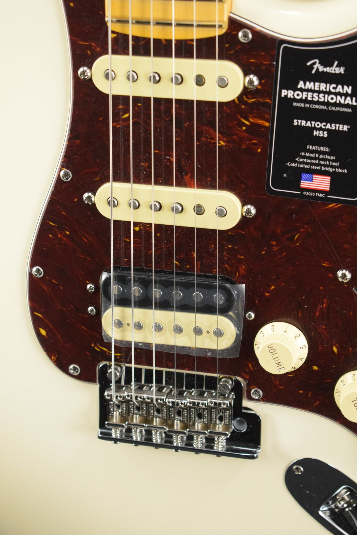 Fender American Professional II Stratocaster HSS Olympic White Maple Fingerboard